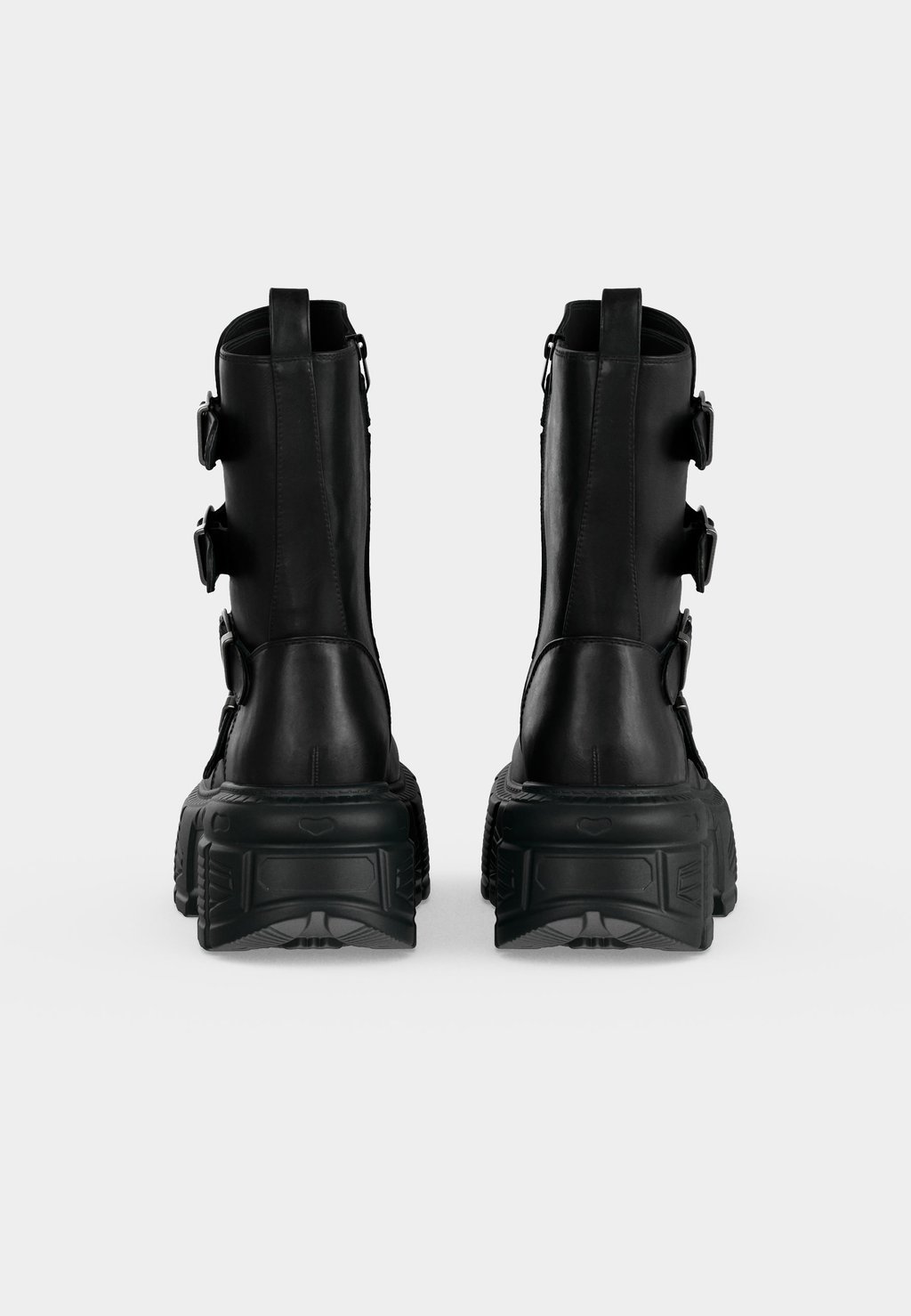 Unisex platform ankle boots - black